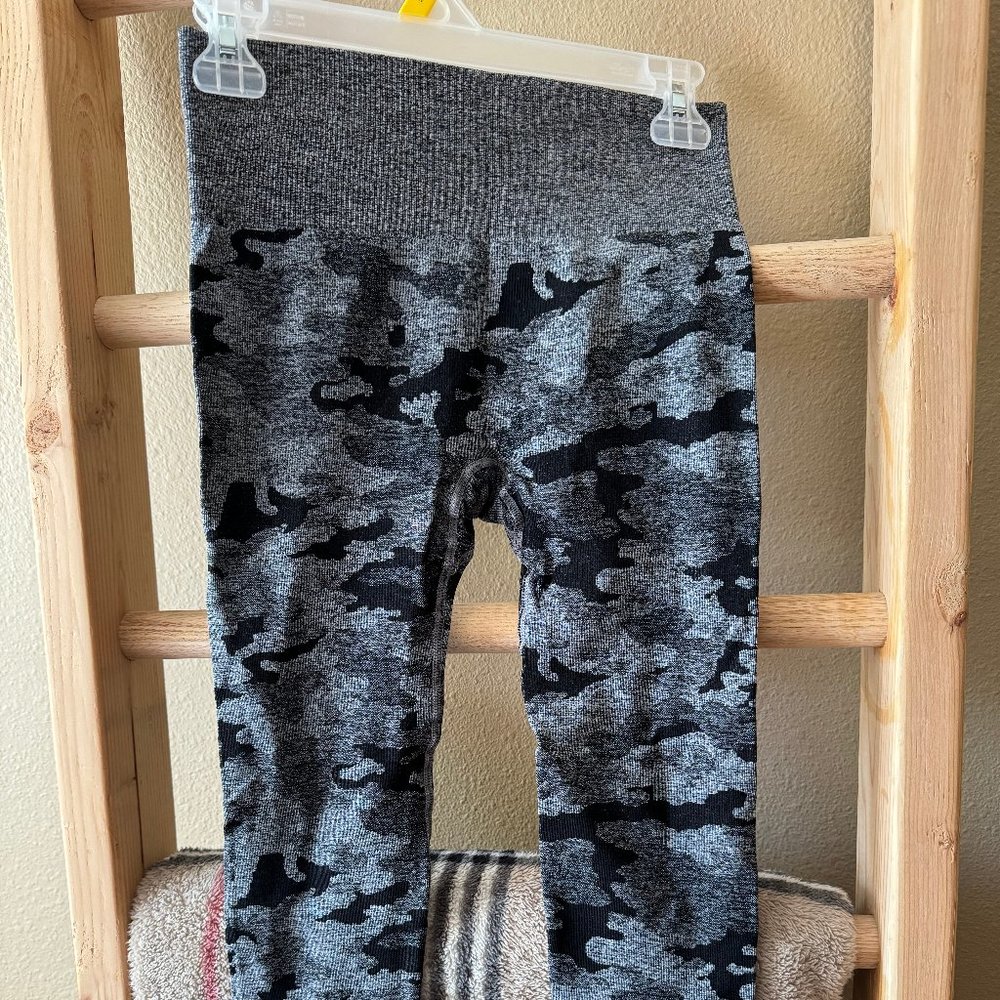 camo print workout leggings.